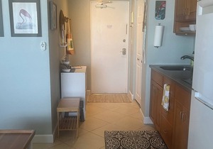 An adorable, direct oceanfront front studio with a large private balcony.