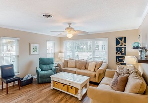 Anna Maria Island condo with heated pool, short walk from the beach