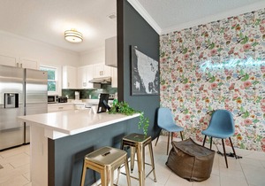 *Auberge Chic*| Fleurs |Your Cozy Fall Retreat by the Sea!