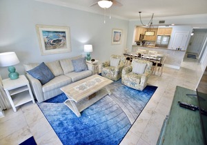 Azure Resort #209 ~Direct Beachfront! ~Free Beach Service! ~Fantastic Resort!