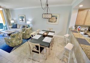 Azure Resort #209 ~Direct Beachfront! ~Free Beach Service! ~Fantastic Resort!