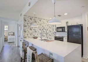 Bahia 4329 - Sandestin Resort, Walk to Baytowne, Community Pool + Hot Tub!