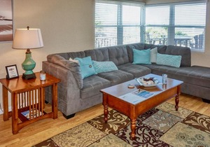 Beach Club Condos by TechTravel