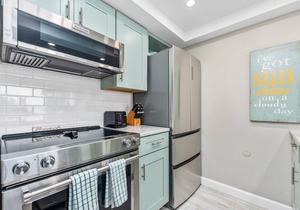 Beach Condo/High-End Finishes/Island Beach Resort/No Cleaning Fee/Condo 403