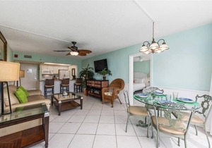 Beach Condo/Island Beach Resort/No Cleaning Fee/Condo 107