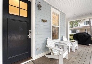 Beach Cottage w/ TWO GOLF CARTS, Porch, Beach Tram, Near Pool/Hot Tub & Beach