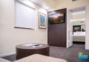 Beach Retreat! 4 Spacious Rooms w/Kitchen | Outdoor Pool + Close to Everything