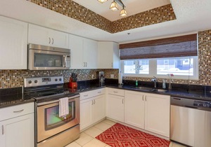 Beachfront Beauty w/Gulf View! Balcony, Heated Pool! Free Activities Included! ~ 105 Hamilton House