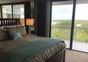 Beachfront Condominium in Marco Island with exhilarating sunset views.