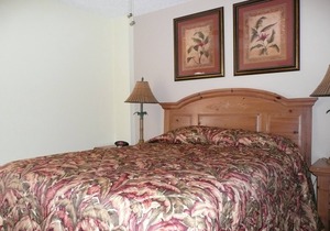 Beachfront Direct Gulf Front Condo Private Balcony Madeira Beach