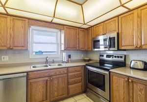 Beachfront Luxury Living W/Heated Pool & Spa
