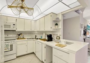 Beachfront two bedroom condominium with spectacular views