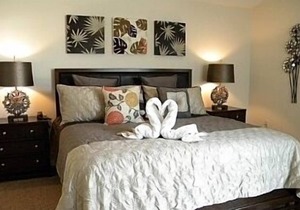 Beautiful 4 Bedroom 3 Bathroom pool and spa Villa In Secure Gated Community