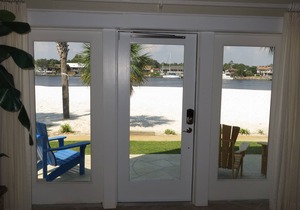 Beautiful Banana Bay Intracoastal Waterfront Townhouse - On The Beach