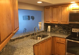 Beautiful Beach and Sunsets in Newly Remodeled Condo at Crescent Beach Club