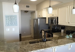 Beautiful Beach Front Condo, Double Balcony, End Unit #403