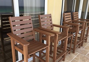 Beautiful Beach Front Condo, Double Balcony, End Unit #403
