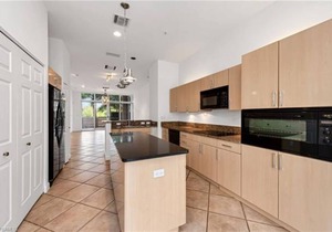 Beautiful Condo in Luxury Gated Complex In Pelican Bay