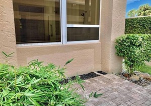 Beautiful Condo in Luxury Gated Complex In Pelican Bay