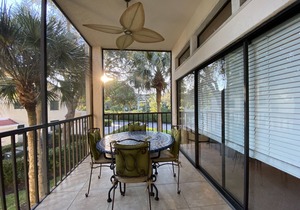 Beautiful Condo in Pelican Bay, Valencia