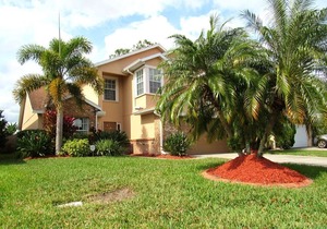 Beautiful Family villa with own pool near Disney. FREE BBQ grill