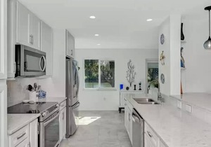 Beautiful Florida Home 3 Miles to Venice Beach