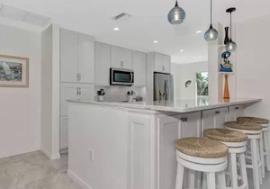 Beautiful Florida Home 3 Miles to Venice Beach