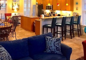 Beautiful GOLF COURSE view home - Golf Cart - FREE Activities-WiFi