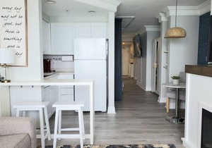 Beautiful OCEANFRONT One Bedroom Condo