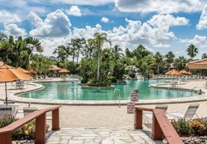 Beautiful Pet Friendly Condo-close to everything! Prof. cleaned and sanitized.