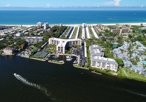 Beautiful Residence With Panoramic Sunrises On the Favored South Wing