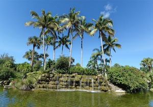 Beautiful Residence With Panoramic Sunrises On the Favored South Wing