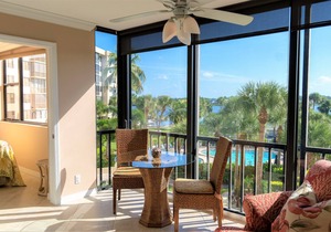 Beautiful Residence With Panoramic Sunrises On the Favored South Wing