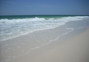 Beautiful unit at Emerald Dolphin Condominiums!