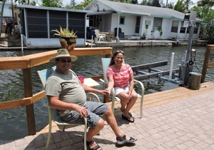 Beautiful waterfront 2-bed/2-bath island getaway on Matlacha Island.