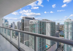 BEAUTIFUL Waterfront and City View 2BD ★39th Floor★Icon BRICKELL