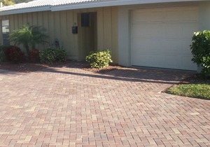 Beautifully Updated Villa Directly on Crescent Beach