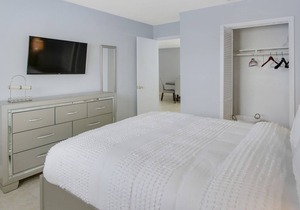 Beautifully #2Renovated Palm Beach Gardens Apartment2