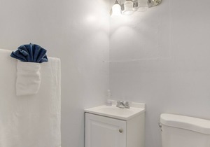 Beautifully #2Renovated Palm Beach Gardens Apartment2