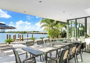 Best Sunset Bayfront Villa with Pool/Jacuzzi/Dock/Gated Island