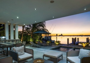 Best Sunset Bayfront Villa with Pool/Jacuzzi/Dock/Gated Island