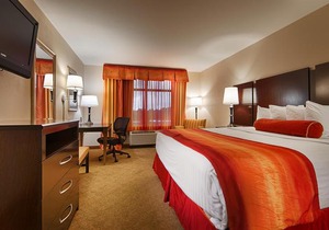 Best Western Plus Cecil Field Inn & Suites