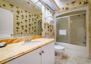 Boca Grande Hotel - Queen Room