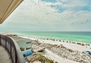 Book Now for a Summer Stay! Luxury TOP Floor Gulf Front Condo Unit 402! Newly Renovated!