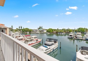 Brand New Madeira Bay 1307