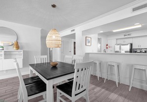 Breathtaking oceanfront views! Balcony! Private Pool, Beach Access, Daytona!