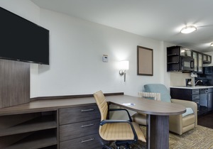 Candlewood Suites Fort Lauderdale Airport-Cruise, an Ihg Hotel
