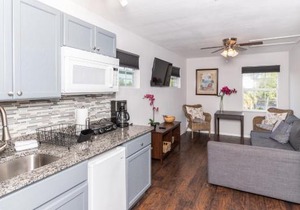 CASA TRANQUILA - WHOLE 4 bed 3.5 bath house