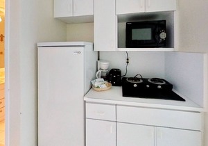 Castle 1033 Ocean view studio, Pool and Beach Access, FREE Parking, Tennis and more!