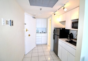 Castle 1033 Ocean view studio, Pool and Beach Access, FREE Parking, Tennis and more!